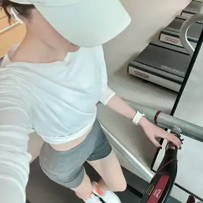 潘东英